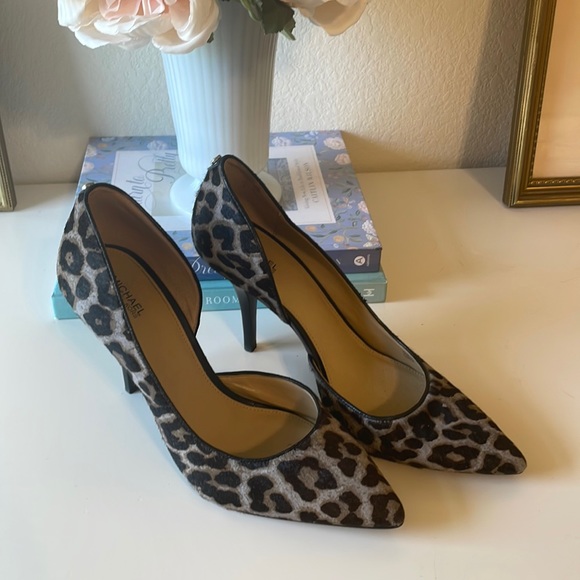 Michael Kors Leopard Print Calf Hair Size 10 Heels - Picture 1 of 11
